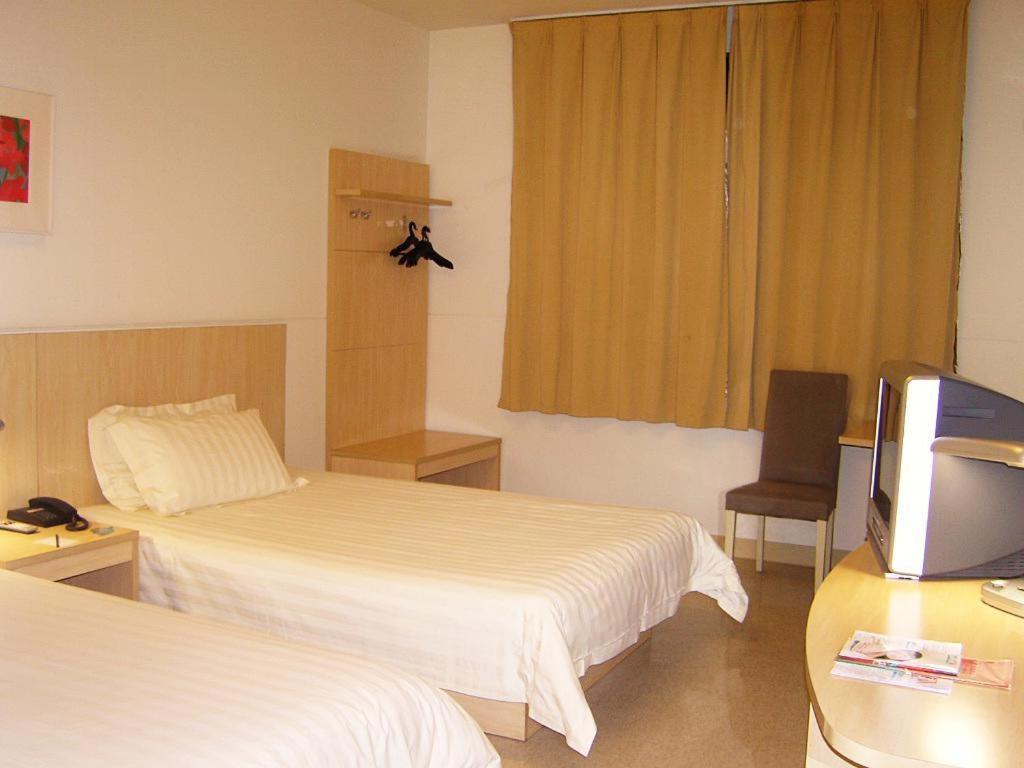 Jinjiang Inn - Beijing Middle Shiyan Road מראה חיצוני תמונה